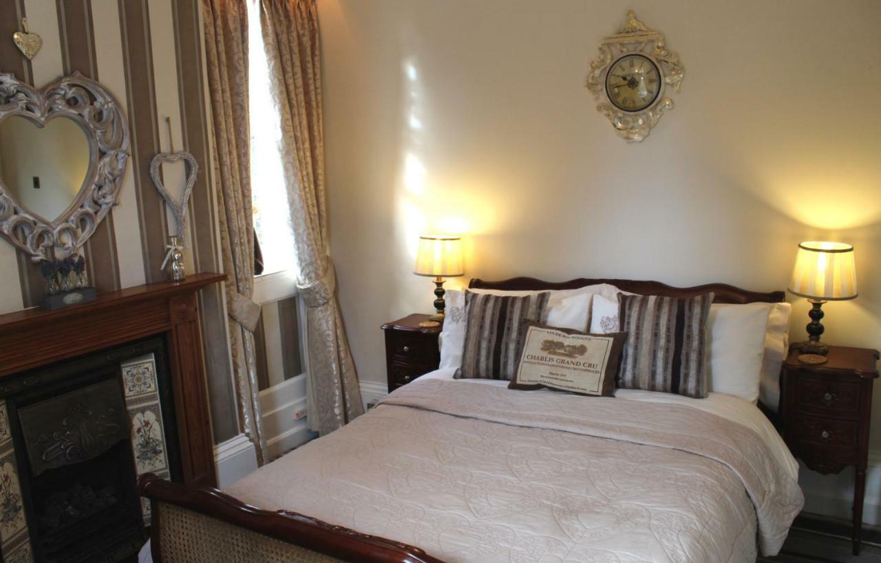 Holly House Bed And Breakfast And Apartments Hereford Exteriér fotografie