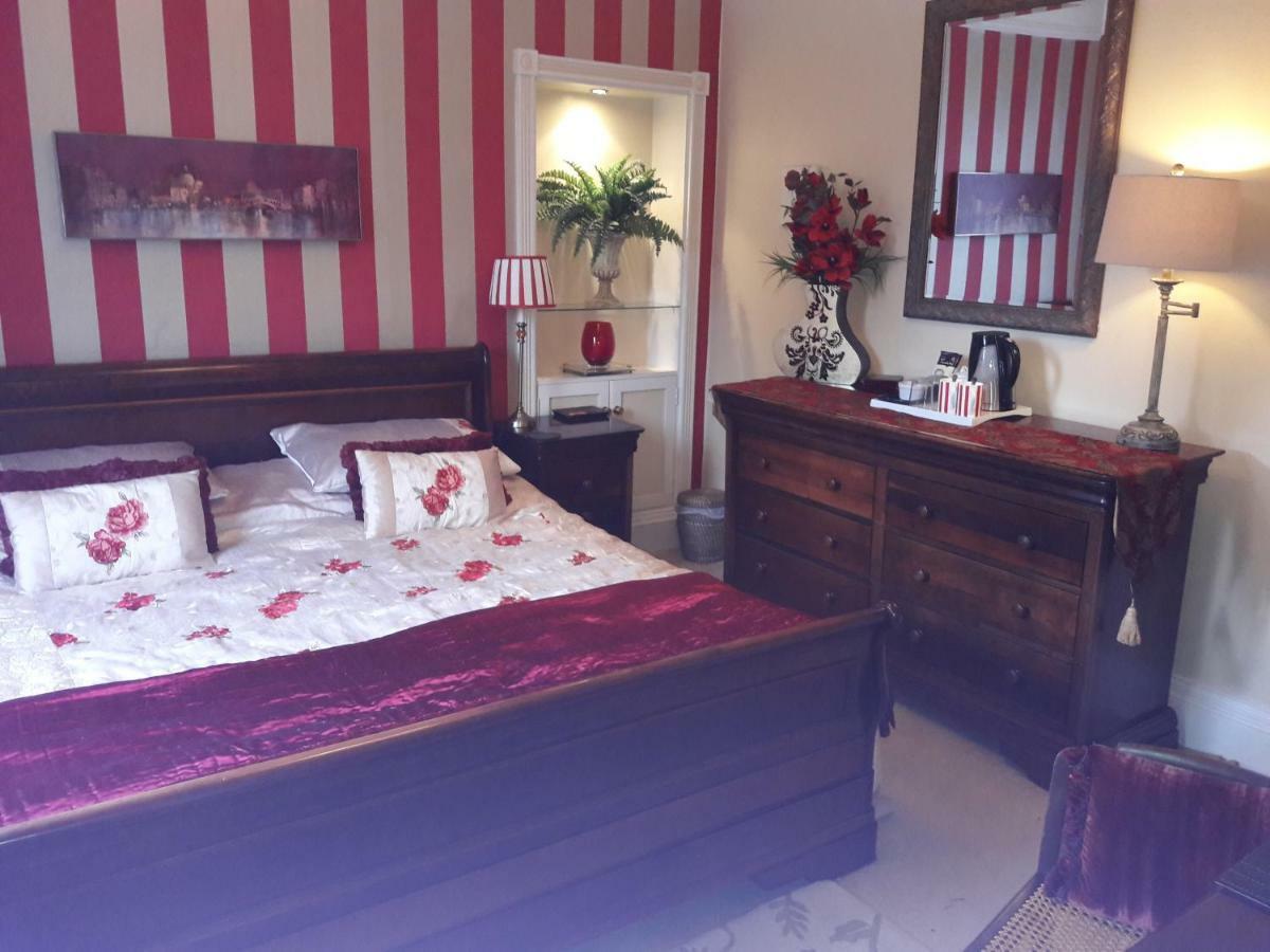 Holly House Bed And Breakfast And Apartments Hereford Exteriér fotografie