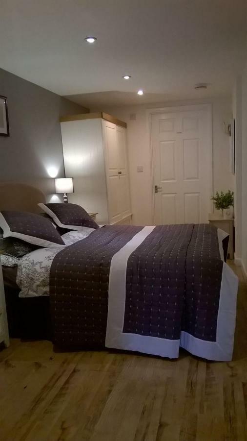 Holly House Bed And Breakfast And Apartments Hereford Exteriér fotografie