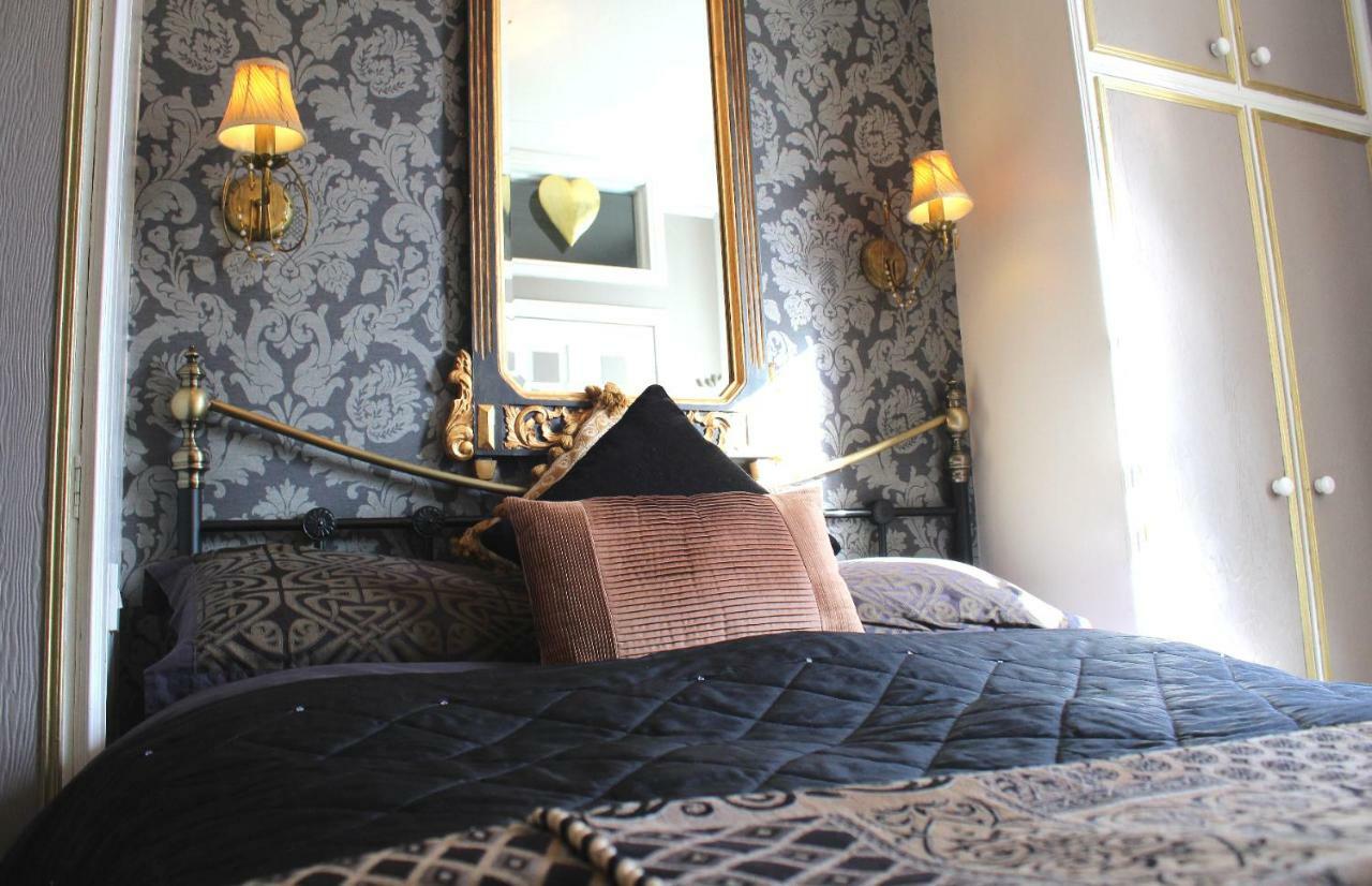 Holly House Bed And Breakfast And Apartments Hereford Exteriér fotografie